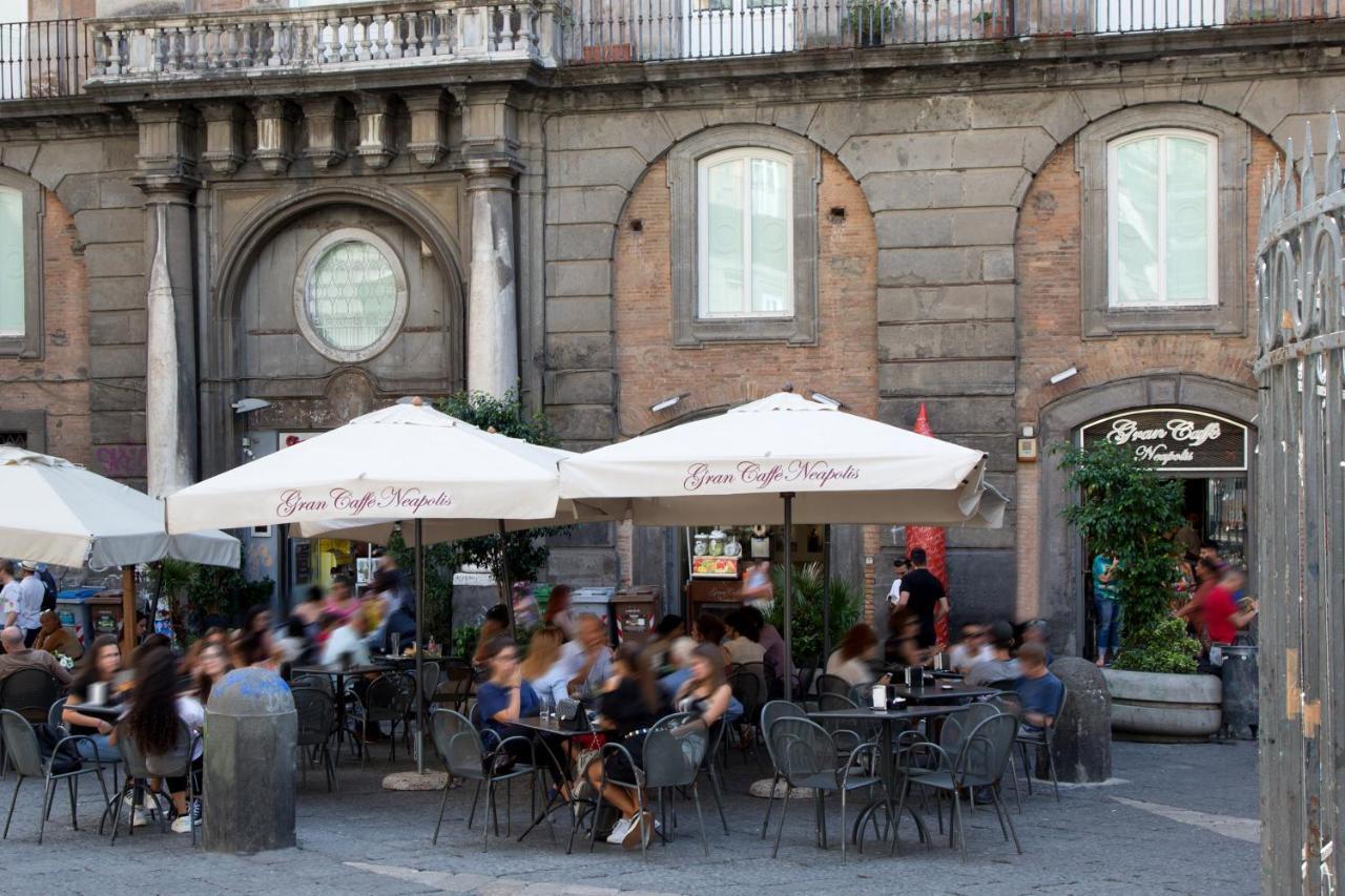 Domus Sansevero Naples Exterior photo